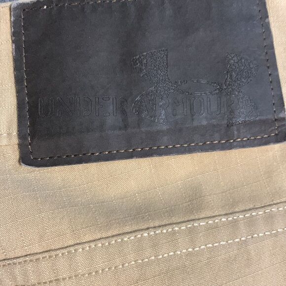 Under Armour Men’s Khaki Cargo Shorts 36 - Picture 7 of 8